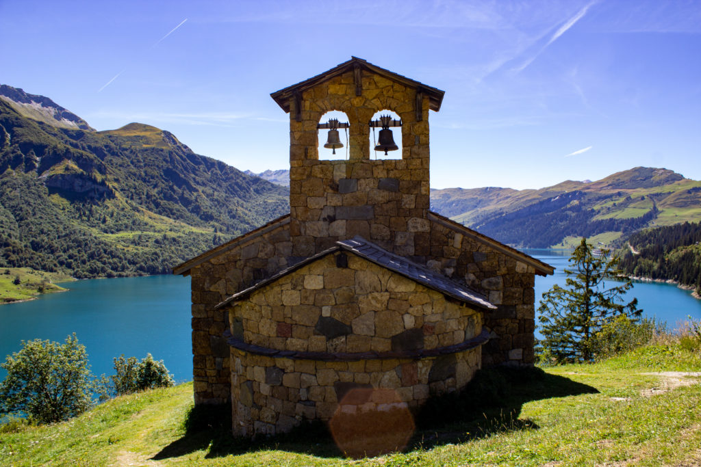 Lac de roselend chapelle