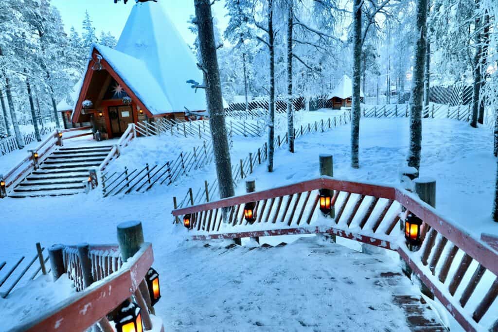 Visiter le village du Père Noël