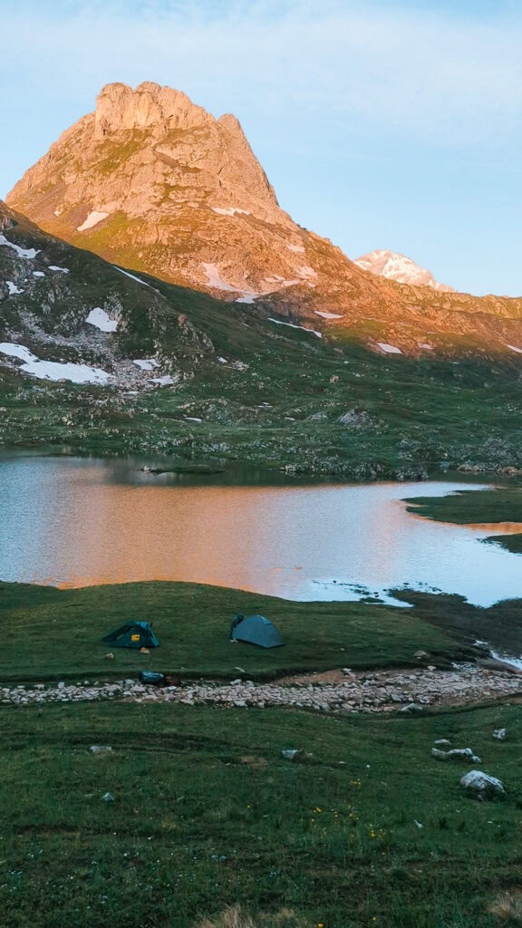 bivouac au lac rond tour de la pointe des Cerces