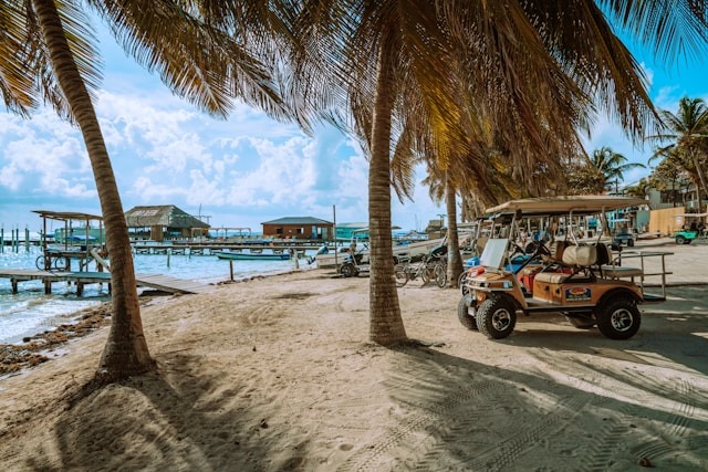 voiture de golfe caye caulker belize